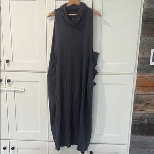 Lisa Bayne Elegant Sleeveless Gray Dress size XS
